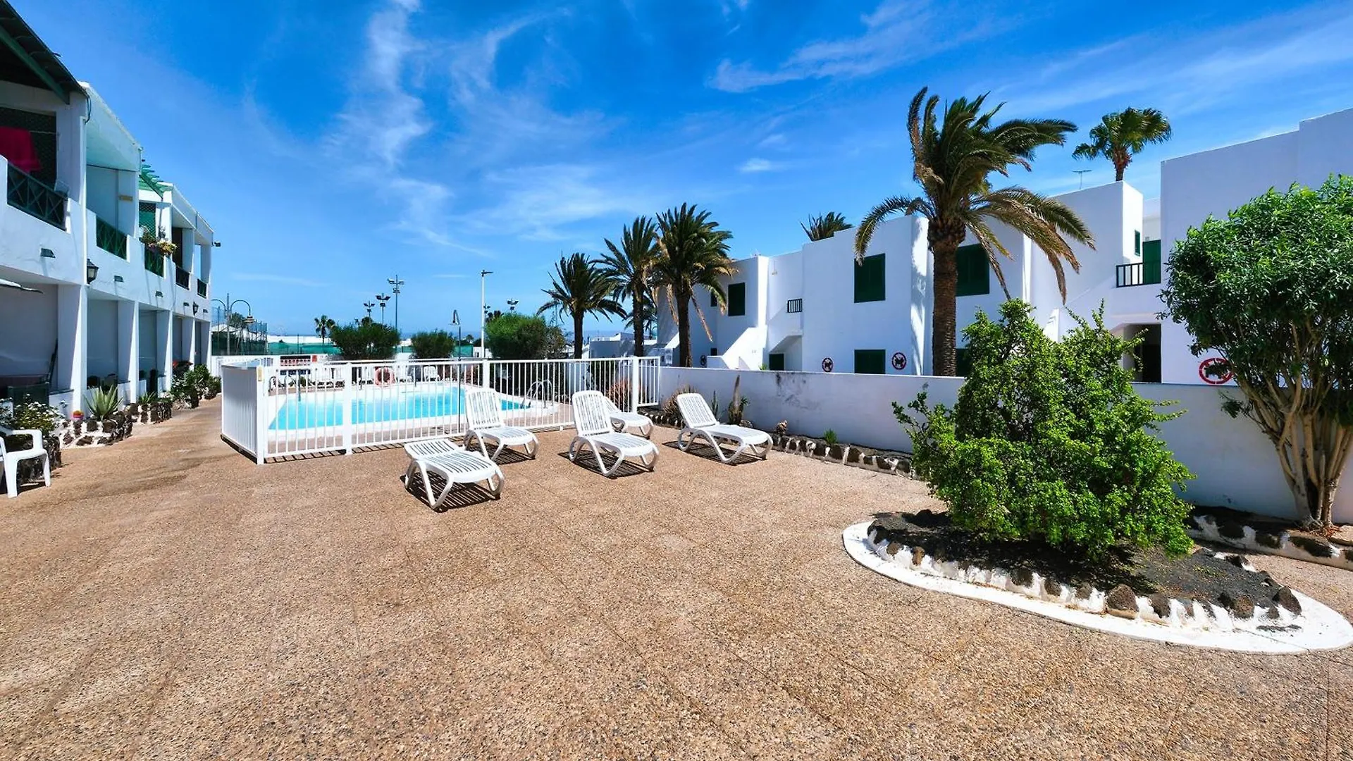 Casa Emilia-Close To Amenities And The Beach Puerto del Carmen  Spagna